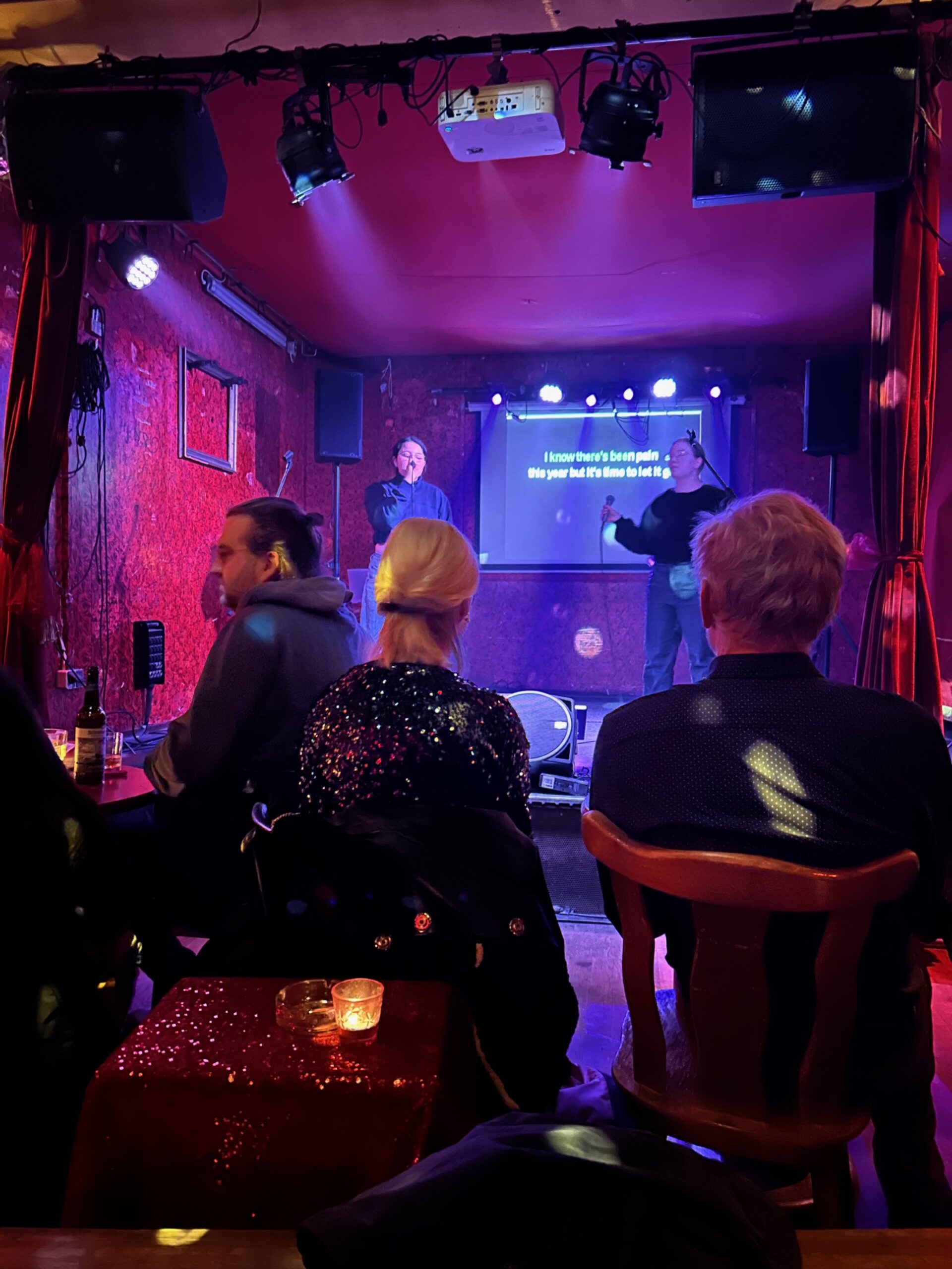 Karaoke im Schokoladen