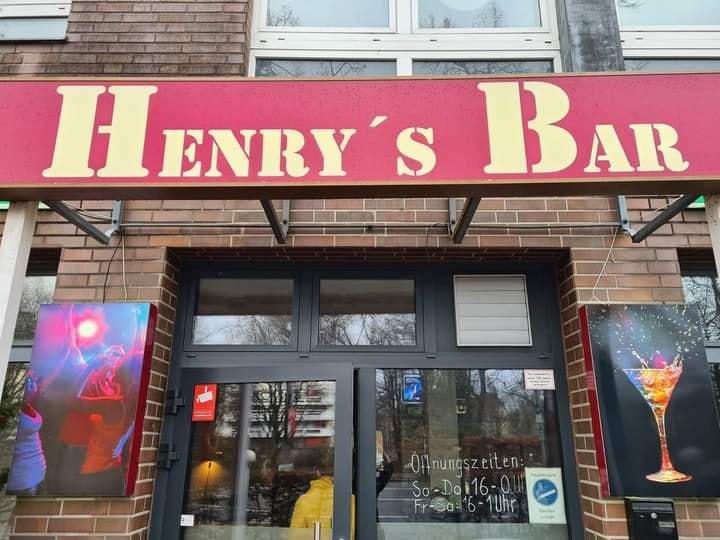 Henrys Bar